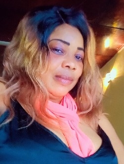 Profil de Marie Jeanne, une femme célibataire de 50 ans à Yaoundé
