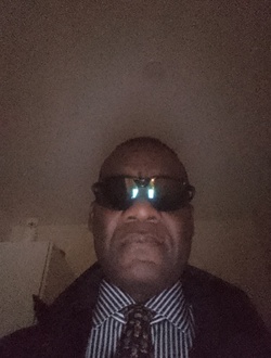 Profil de Kweku, un homme célibataire de 52 ans à Stockholm