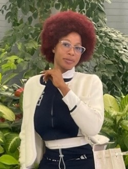 Profil de Estou, une femme célibataire de 40 ans à Belvédère