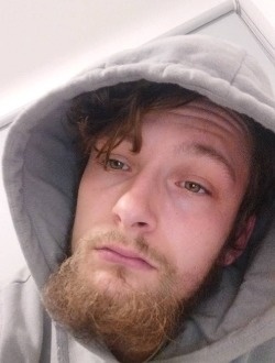Profil de Harvey, un homme célibataire de 23 ans à Wallington
