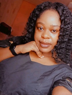 Profil de Marie, une femme célibataire de 29 ans à Abidjan