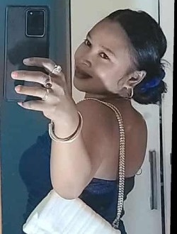 Profil de Manou, une femme célibataire de 29 ans à Antalaha