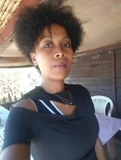 Profil de Rodia, une femme célibataire de 21 ans à Sambava