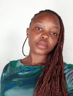 Profil de Marie, une femme célibataire de 20 ans à Kinsa