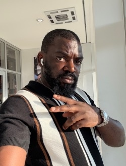 Profil de Etienne, un homme célibataire de 41 ans à Repentigny