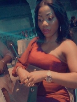 Profil de Vanessa, une femme célibataire de 28 ans à Yaoundé
