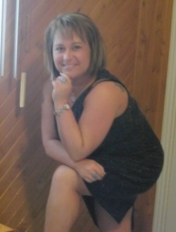 Profil de Katy, une femme célibataire de 53 ans à Sainte-Flavie