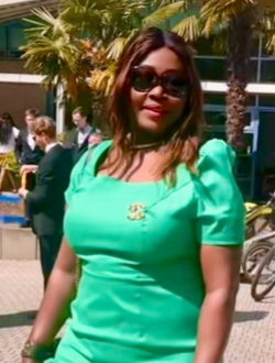 Profil de Andrea, une femme célibataire de 54 ans à Paris