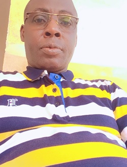 Profil de Kossivi, un homme célibataire de 48 ans à Abidjan