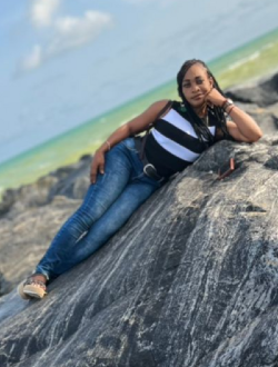 Profil de Edwige, une femme célibataire de 36 ans à Lomé