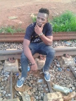 Profil de Martin, un homme célibataire de 37 ans à Yaoundé