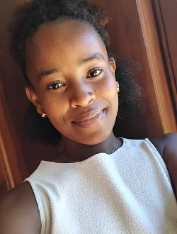 Profil de Edwina, une femme célibataire de 25 ans à Antsiranana