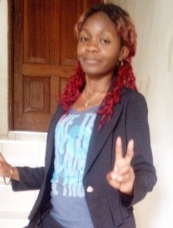 Profil de Favorna, une femme célibataire de 44 ans à Dakar