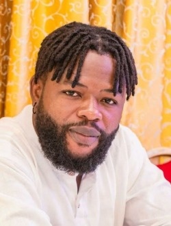 Profil de Emmanuel, un homme célibataire de 39 ans à Abidjan