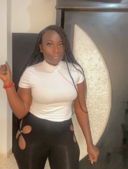 Profil de Lovely, une femme célibataire de 27 ans à Yaoundé