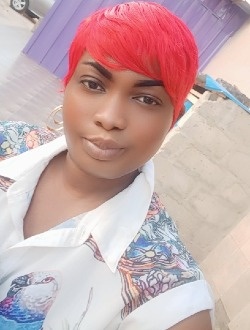 Profil de Light, une femme célibataire de 36 ans à Lomé