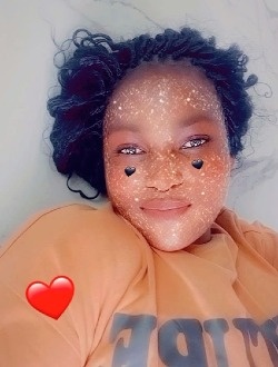 Profil de Patricia, une femme célibataire de 28 ans à Cotonou