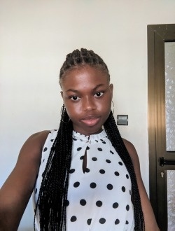 Profil de Prunelle, une femme célibataire de 23 ans à Lomé