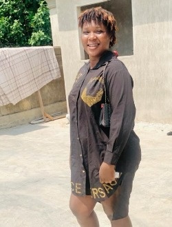 Profil de Sarfo, une femme célibataire de 24 ans à Kumasi