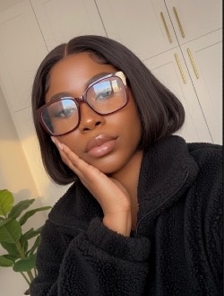 Profil de Nay, une femme célibataire de 21 ans à Abuja