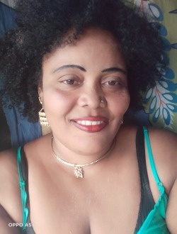 Profil de Patricia, une femme célibataire de 42 ans à Toamasina
