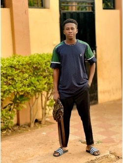 profile picture 0