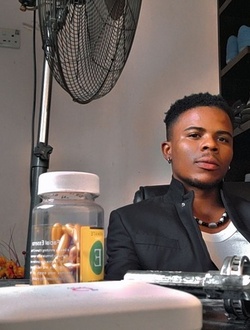 Profil de Khalifa, un homme célibataire de 27 ans à Accra Central