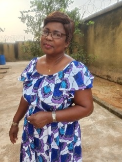 Profil de Marisalore, une femme célibataire de 51 ans à Abdoulayékro