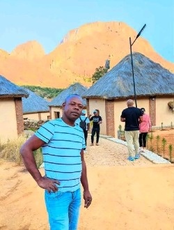 profile picture 0