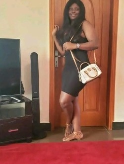 Profil de Marcelline 🩷🩷, une femme célibataire de 39 ans à Douala