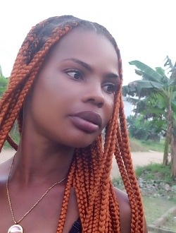 Profil de Pauline, une femme célibataire de 35 ans à Abadjin-Kouté