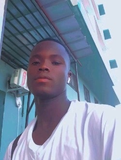 Profil de Juslin, un homme célibataire de 24 ans à Abidjan