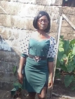 Profil de Roxane, une femme célibataire de 24 ans à Mendom