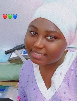 Profil de Antoinette, une femme célibataire de 23 ans à Abattoirs