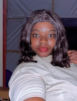 Profil de Ella, une femme célibataire de 28 ans à Lomé