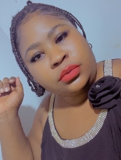 Profil de Paola, une femme célibataire de 30 ans à Yaoundé