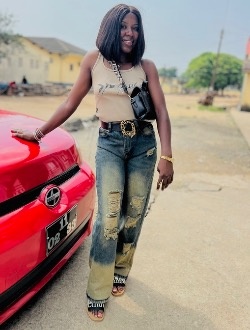 Profil de Mabelle, une femme célibataire de 26 ans à Douala