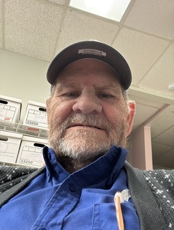 Profil de Ronny, un homme célibataire de 76 ans à League City