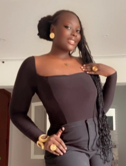 Profil de Zarah, une femme célibataire de 20 ans à Abi