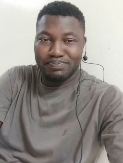 Profil de Djoumessi, un homme célibataire de 41 ans à Douala