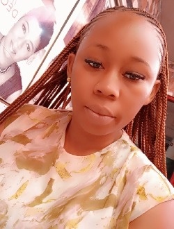 Profil de Emilienne, une femme célibataire de 26 ans à Kumba