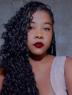 Profil de Ravaka, une femme célibataire de 24 ans à Toamasina