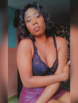 Profil de Christelle, une femme célibataire de 34 ans à Yaoundé