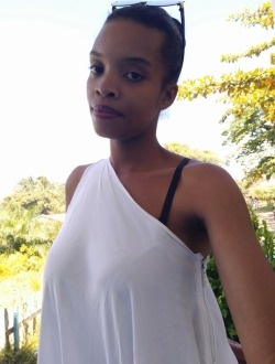 Profil de Lounah, une femme célibataire de 30 ans à 1ER Arrondissement
