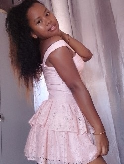 Profil de Valisoa, une femme célibataire de 26 ans à Toamasina