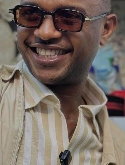 Profil de Junior, un homme célibataire de 38 ans à Abidjan