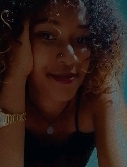Profil de Sandrina, une femme célibataire de 23 ans à Sambava