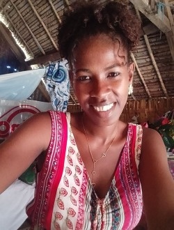 Profil de Nia, une femme célibataire de 28 ans à Antsiranana