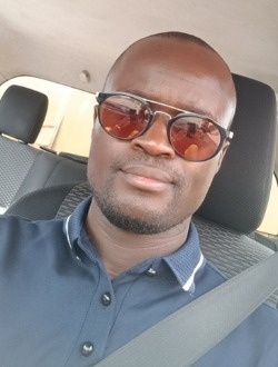 Profil de Gabriel, un homme célibataire de 32 ans à Mokolo
