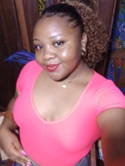 Profil de Sandy, une femme célibataire de 24 ans à Toamasina